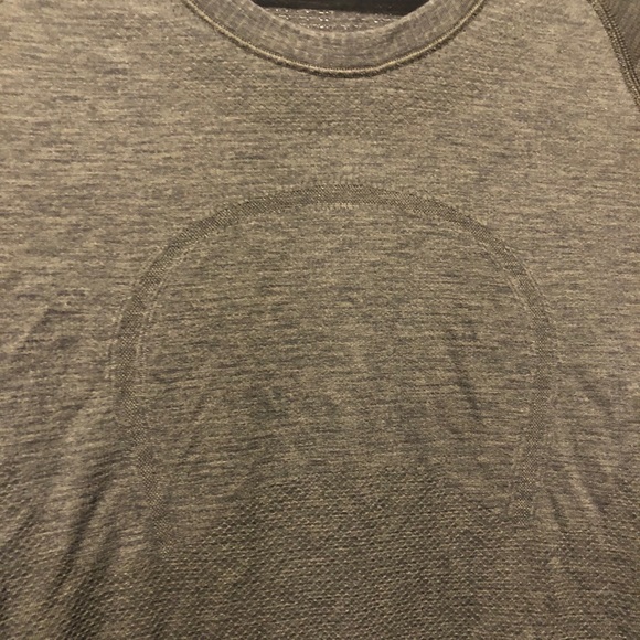 Lululemon long sleeve - Picture 2 of 3